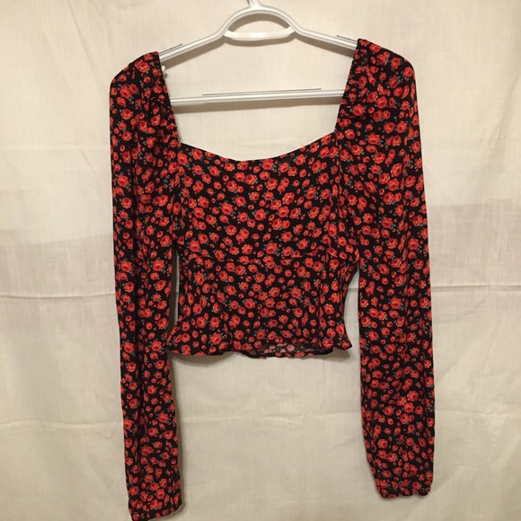 Francesca’s Mi Ami Women’s Floral Print Crop Blouse - Picture 6 of 9
